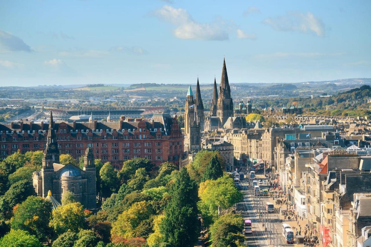 Spacious City Centre Family Room Edimburgo Exterior foto